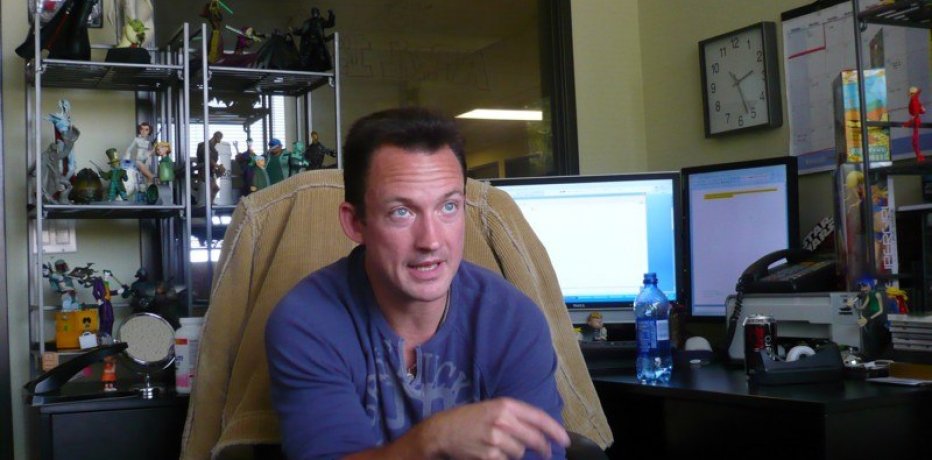 Крис Авеллон