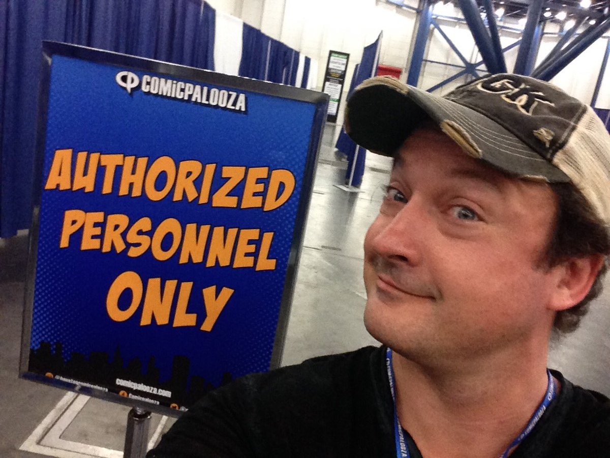 Крис Авеллон